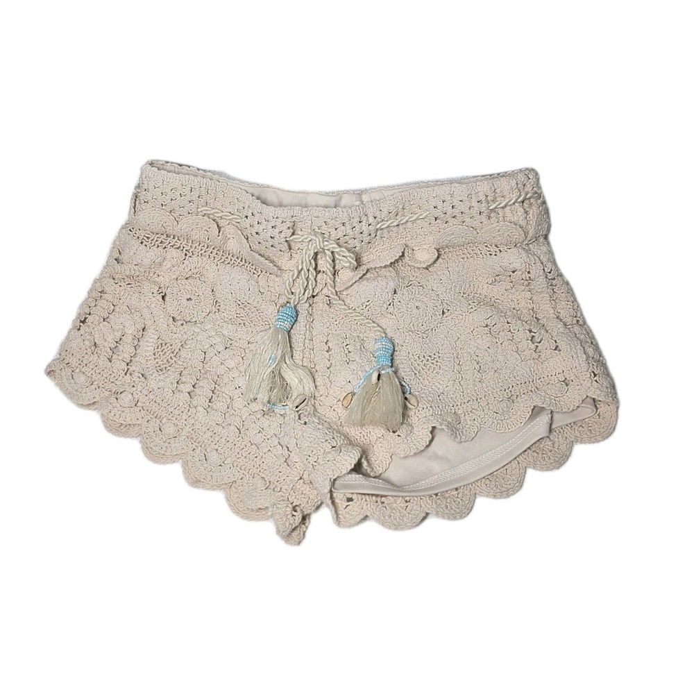 Surf Gypsy Sz Med. Crochet Cream Beach Shorts Medallion Pattern Scalloped Hem